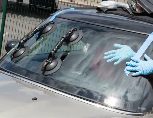 GMC Sierra & Yukon Windshield Replacement in Atlanta