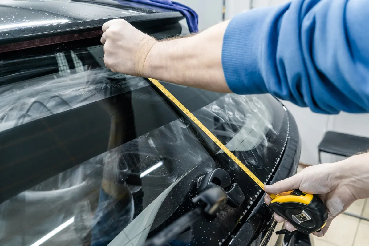 Auto glass repair steps