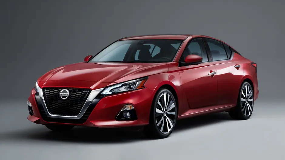 Nissan Altima windshield repair & replacement in Atlanta, GA