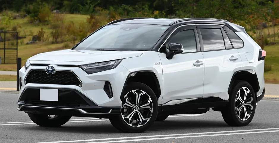Toyota RAV4 windshield repair & replacement in Atlanta, GA