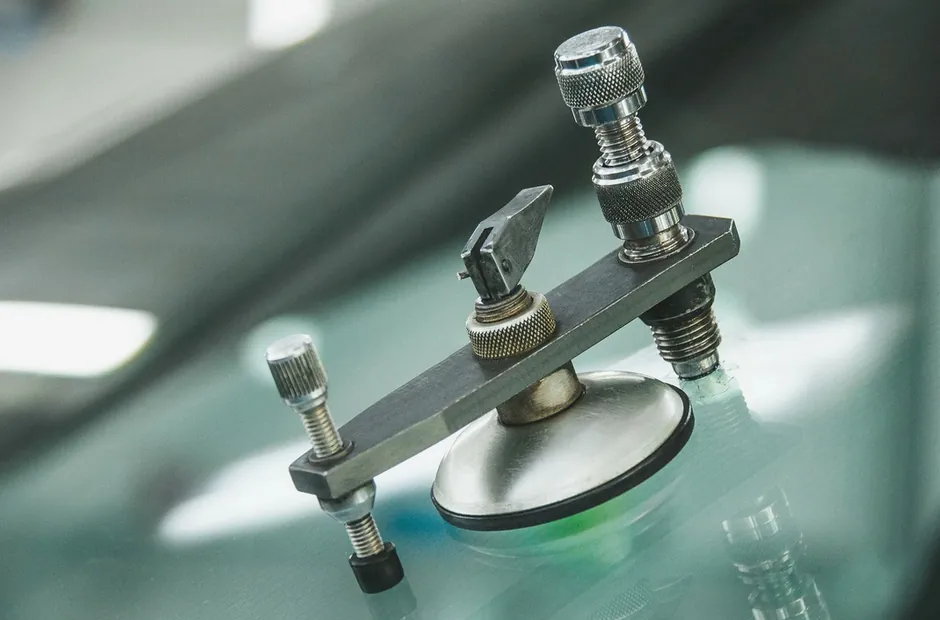 Mobile auto‑glass service anywhere in Roswell