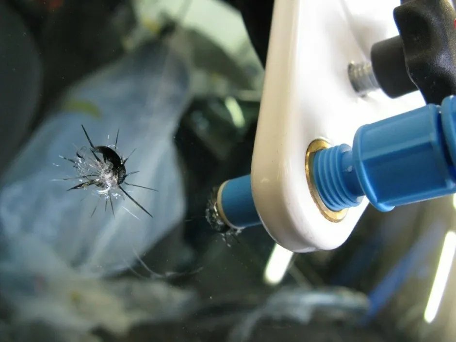 Same day mobile windshield repair and replacement in Brookhaven, GA