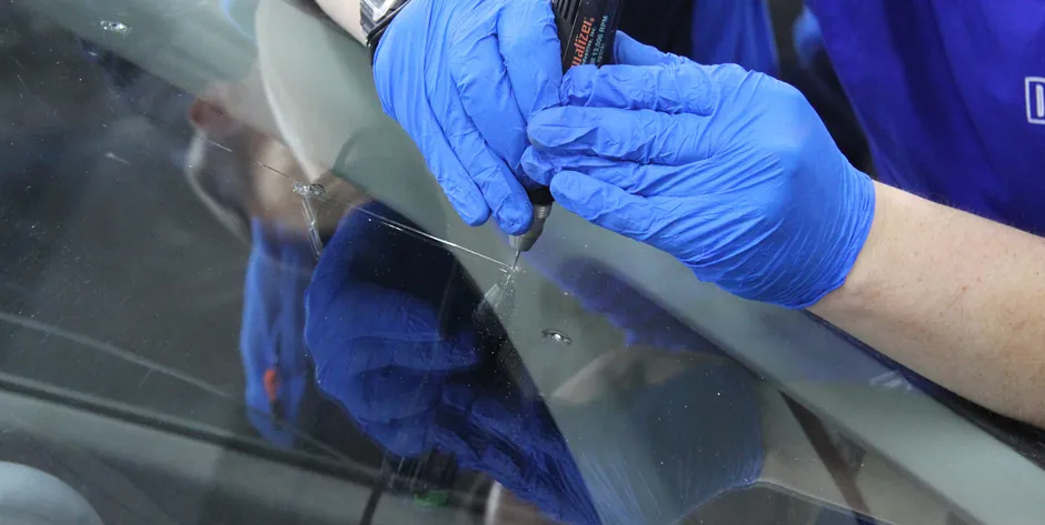 Windshield repair and replacement in Dunwoody, GA