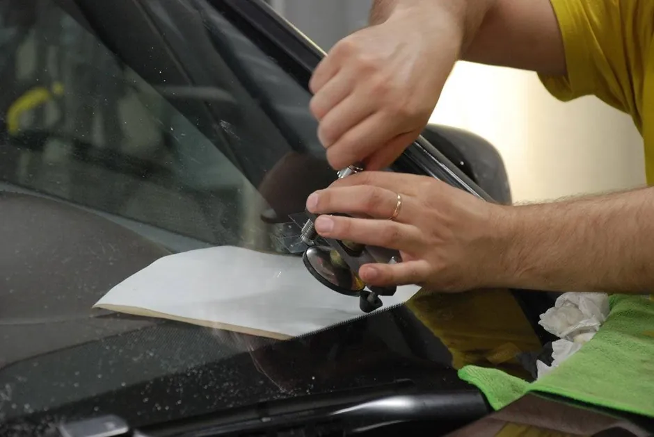 Windshield repair Alpharetta counts on
