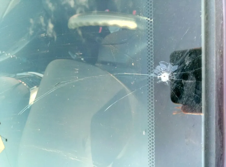 Full windshield replacement, perfected